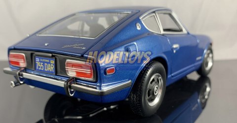 DATSUN 240Z 1971 blue 1:18 model Maisto 31170