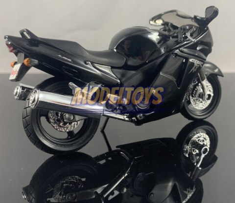 HONDA CBR 1100 XX Blackbird podstawka 1:18 Maisto HONDA CBR 1100 XX Blackbird podstawka 1:18 Maisto