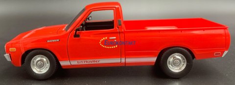 DATSUN 620 1973 1:24 pick up Maisto 31522 DATSUN 620 1973 1:24 pick up Maisto 31522