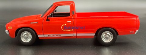 DATSUN 620 1973 1:24 pick up Maisto 31522 DATSUN 620 1973 1:24 pick up Maisto 31522