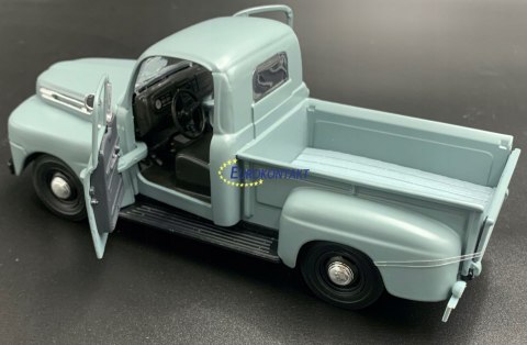 Ford F-1 Pickup 1948 1:25 model Maisto 31935 Ford F-1 Pickup 1948 1:25 model Maisto 31935
