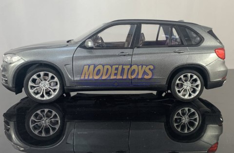 BMW X5 F15 grey samochód model Welly 1:24 BMW X5 F15 grey samochód model Welly 1:24
