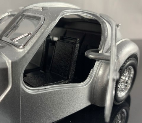 Bugatti Atlantic 19361:24 model Bburago 22092 Bugatti Atlantic 19361:24 model Bburago 22092