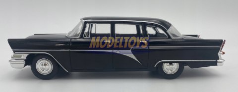 GAZ 13 Czajka Chaika model WhiteBox 1:24 GAZ 13 Czajka Chaika model WhiteBox 1:24