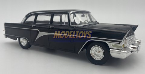 GAZ 13 Czajka Chaika model WhiteBox 1:24 GAZ 13 Czajka Chaika model WhiteBox 1:24