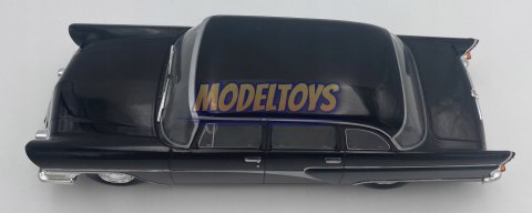 GAZ 13 Czajka Chaika model WhiteBox 1:24 GAZ 13 Czajka Chaika model WhiteBox 1:24