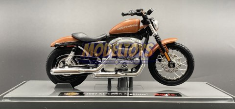 HARLEY DAVIDSON 2007 XL 1200N Nightster 1:18 Maisto HARLEY DAVIDSON 2007 XL 1200N Nightster 1:18 Maisto