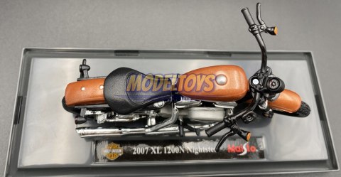 HARLEY DAVIDSON 2007 XL 1200N Nightster 1:18 Maisto HARLEY DAVIDSON 2007 XL 1200N Nightster 1:18 Maisto