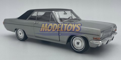 Opel Diplomat A V8 Coupe model METAL WhiteBox 1:24 Opel Diplomat A V8 Coupe model METAL WhiteBox 1:24