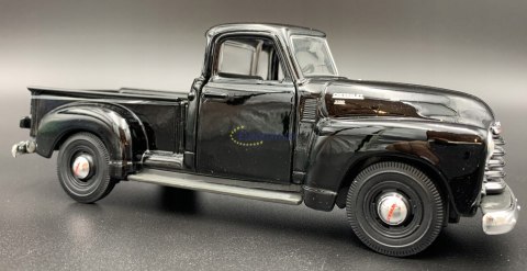 CHEVY 3100 PICKUP 1950 1:25 model Maisto 31952 CHEVY 3100 PICKUP 1950 1:25 model Maisto 31952