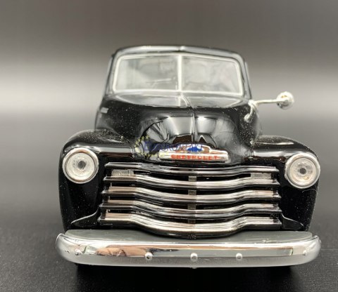 CHEVY 3100 PICKUP 1950 1:25 model Maisto 31952 CHEVY 3100 PICKUP 1950 1:25 model Maisto 31952