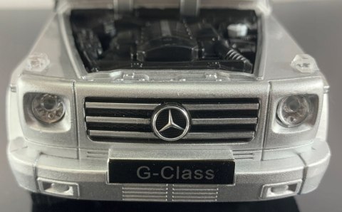 MERCEDES G Class silver samochód model Welly 1:24 MERCEDES G Class silver samochód model Welly 1:24