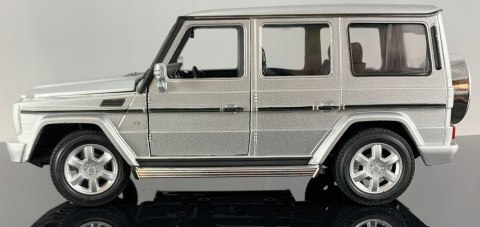 MERCEDES G Class silver samochód model Welly 1:24 MERCEDES G Class silver samochód model Welly 1:24