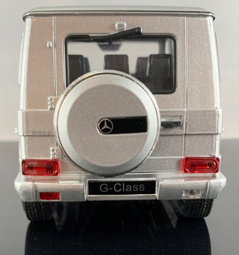 MERCEDES G Class silver samochód model Welly 1:24 MERCEDES G Class silver samochód model Welly 1:24