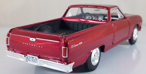 CHEVROLET El Camino 1965 1:25 Maisto 31977 CHEVROLET El Camino 1965 1:25 Maisto 31977
