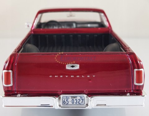 CHEVROLET El Camino 1965 1:25 Maisto 31977 CHEVROLET El Camino 1965 1:25 Maisto 31977