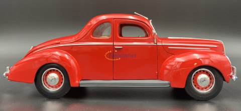 Ford DeLuxe Coupe 1939 model 1:18 Maisto 31180 Ford DeLuxe Coupe 1939 model 1:18 Maisto 31180