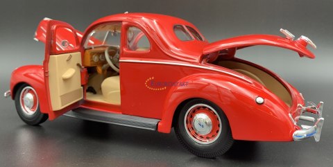 Ford DeLuxe Coupe 1939 model 1:18 Maisto 31180 Ford DeLuxe Coupe 1939 model 1:18 Maisto 31180