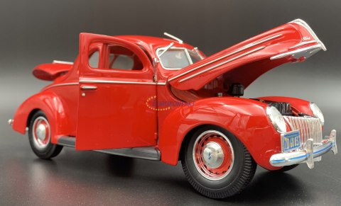 Ford DeLuxe Coupe 1939 model 1:18 Maisto 31180 Ford DeLuxe Coupe 1939 model 1:18 Maisto 31180