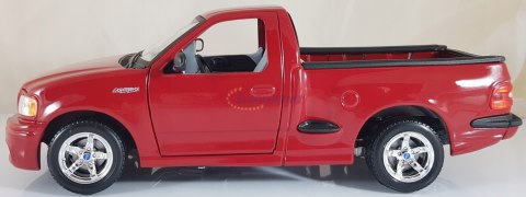 Ford SVT F-150 Lightning 1/21 model Maisto 31141 Ford SVT F-150 Lightning 1/21 model Maisto 31141