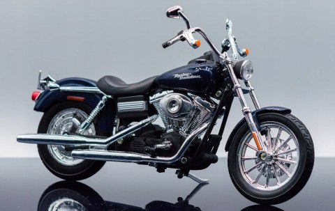 HARLEY DAVIDSON Dyna Street Bob 1:12 Maisto 32325 HARLEY DAVIDSON Dyna Street Bob 1:12 Maisto 32325