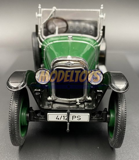 Opel 4/12 PS model METAL WhiteBox 1:24 Opel 4/12 PS model METAL WhiteBox 1:24