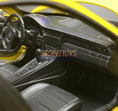 PORSCHE 911 991 Carrera S yellow 24040 WELLY 1:24 PORSCHE 911 991 Carrera S yellow 24040 WELLY 1:24
