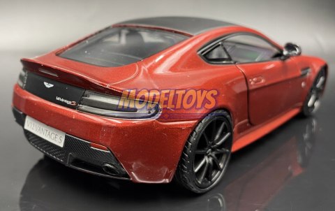 Aston Martin V12 Vantage S 1:24 Motormax 79322 Aston Martin V12 Vantage S 1:24 Motormax 79322
