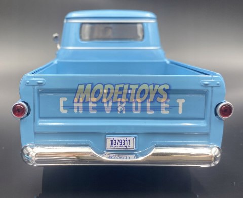 Chevy Apache Fleetside Pickup 1:24 Motormax 79311 Chevy Apache Fleetside Pickup 1:24 Motormax 79311