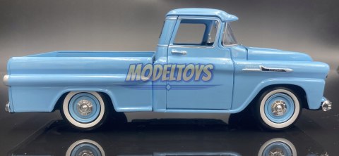 Chevy Apache Fleetside Pickup 1:24 Motormax 79311 Chevy Apache Fleetside Pickup 1:24 Motormax 79311