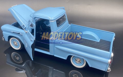 Chevy Apache Fleetside Pickup 1:24 Motormax 79311 Chevy Apache Fleetside Pickup 1:24 Motormax 79311
