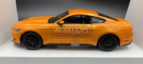 Ford MUSTANG GT 5.0 2015 model 1:24 Maisto 31508 Ford MUSTANG GT 5.0 2015 model 1:24 Maisto 31508
