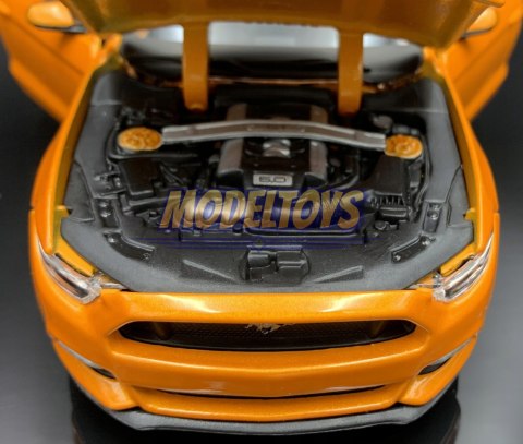 Ford MUSTANG GT 5.0 2015 model 1:24 Maisto 31508 Ford MUSTANG GT 5.0 2015 model 1:24 Maisto 31508