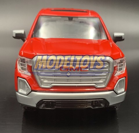 GMC Sierra 1500 SLT Crew Cab 1:27 Motormax 79361 GMC Sierra 1500 SLT Crew Cab 1:27 Motormax 79361