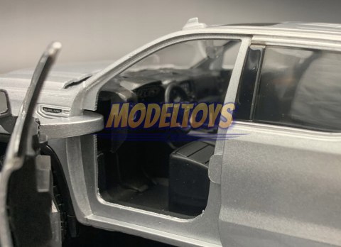GMC Sierra 1500 SLT Crew Cab 1:27 Motormax 79361 GMC Sierra 1500 SLT Crew Cab 1:27 Motormax 79361
