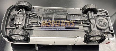 GMC Sierra Denali Crew Cab 1:27 Motormax 79362 GMC Sierra Denali Crew Cab 1:27 Motormax 79362
