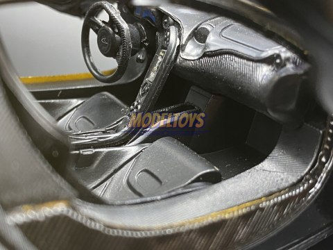 McLaren P1 1:24 Motormax 79325 McLaren P1 1:24 Motormax 79325