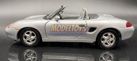 Porsche Boxster cabrio 1:24 Motormax 73226 Porsche Boxster cabrio 1:24 Motormax 73226