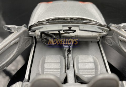 Porsche Boxster cabrio 1:24 Motormax 73226 Porsche Boxster cabrio 1:24 Motormax 73226
