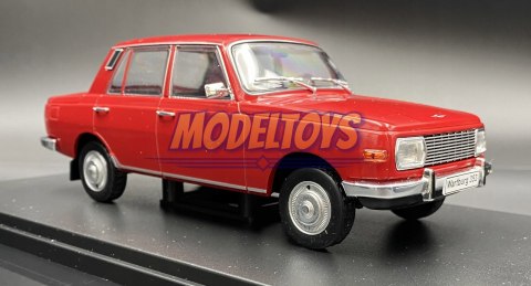 Wartburg 353 red 1985 model METAL WhiteBox 1:24 Wartburg 353 red 1985 model METAL WhiteBox 1:24