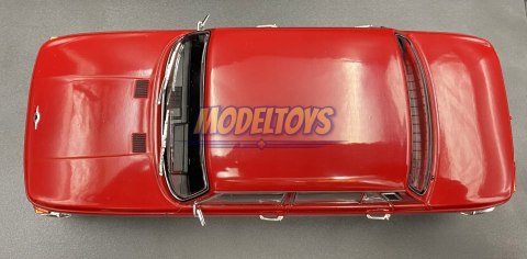 Wartburg 353 red 1985 model METAL WhiteBox 1:24 Wartburg 353 red 1985 model METAL WhiteBox 1:24