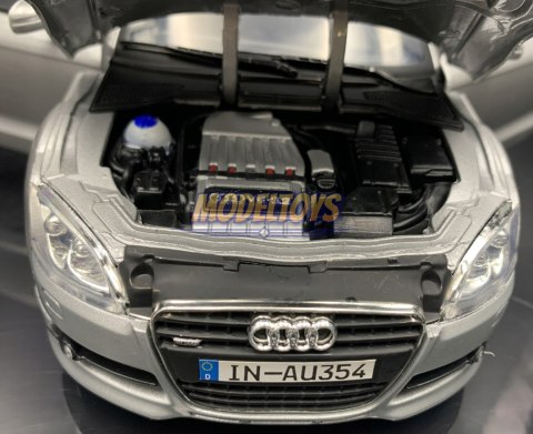 Audi TT coupe V6 3.2 1:18 model Motormax 73177 Audi TT coupe V6 3.2 1:18 model Motormax 73177