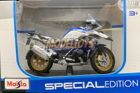 BMW R1250 GS na podstawce model 1:18 Maisto BMW R1250 GS na podstawce model 1:18 Maisto