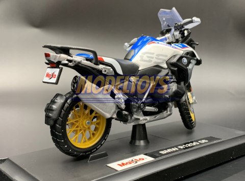 BMW R1250 GS na podstawce model 1:18 Maisto BMW R1250 GS na podstawce model 1:18 Maisto