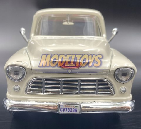 Chevy 1955 Stepside 5100 1:24 Motormax 73236 Chevy 1955 Stepside 5100 1:24 Motormax 73236