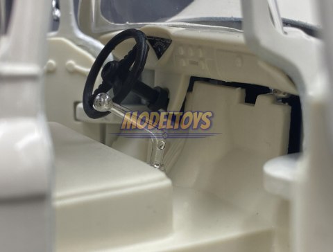 Chevy 1955 Stepside 5100 1:24 Motormax 73236 Chevy 1955 Stepside 5100 1:24 Motormax 73236