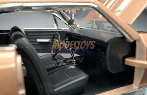Chevy CHEVELLE SS 396 1:18 model Motormax 73104 Chevy CHEVELLE SS 396 1:18 model Motormax 73104