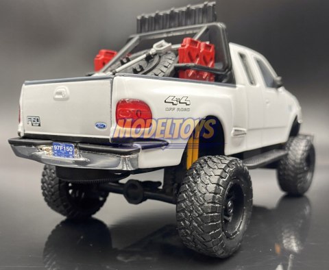 Ford F-150 LXT OFF ROAD Series 1:24 Motormax 79132 Ford F-150 LXT OFF ROAD Series 1:24 Motormax 79132