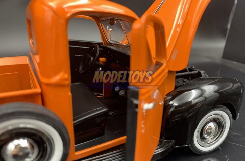 Ford Pickup 1940 1:18 model Motormax 73170 Ford Pickup 1940 1:18 model Motormax 73170