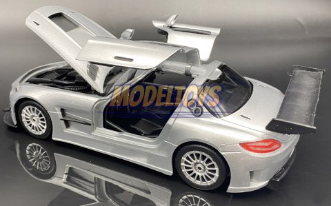Mercedes Benz SLS AMG GT3 1:24 Motormax 73356 Mercedes Benz SLS AMG GT3 1:24 Motormax 73356